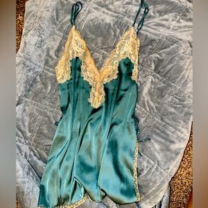 Night gown blue size S/M 6/8